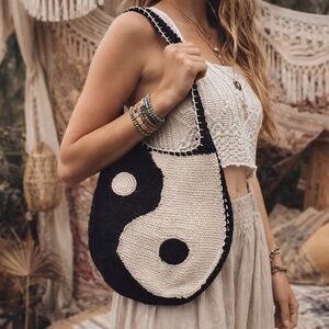 Vintage 1970s Yin Yang Crochet Shoulder Bag | Black & White Boho Hippie Purse